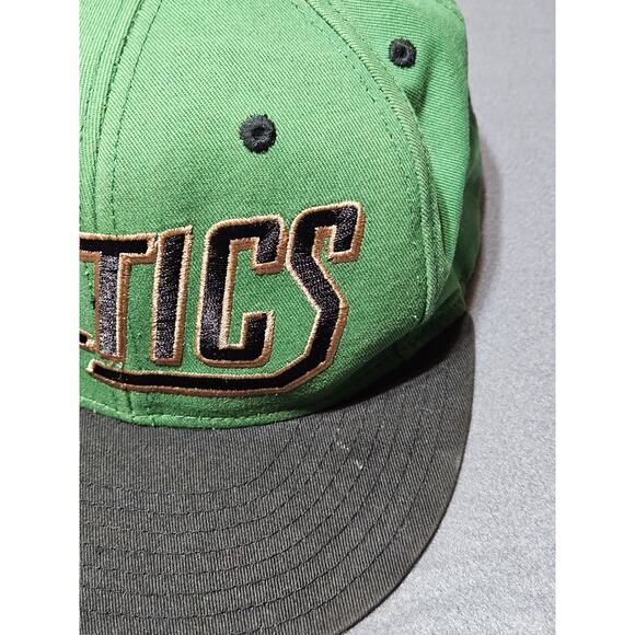 Vintage Adidas Cap Boston Celtics Green SnapBack Hat Cap NBA 100% Cotton - Picture 2 of 8